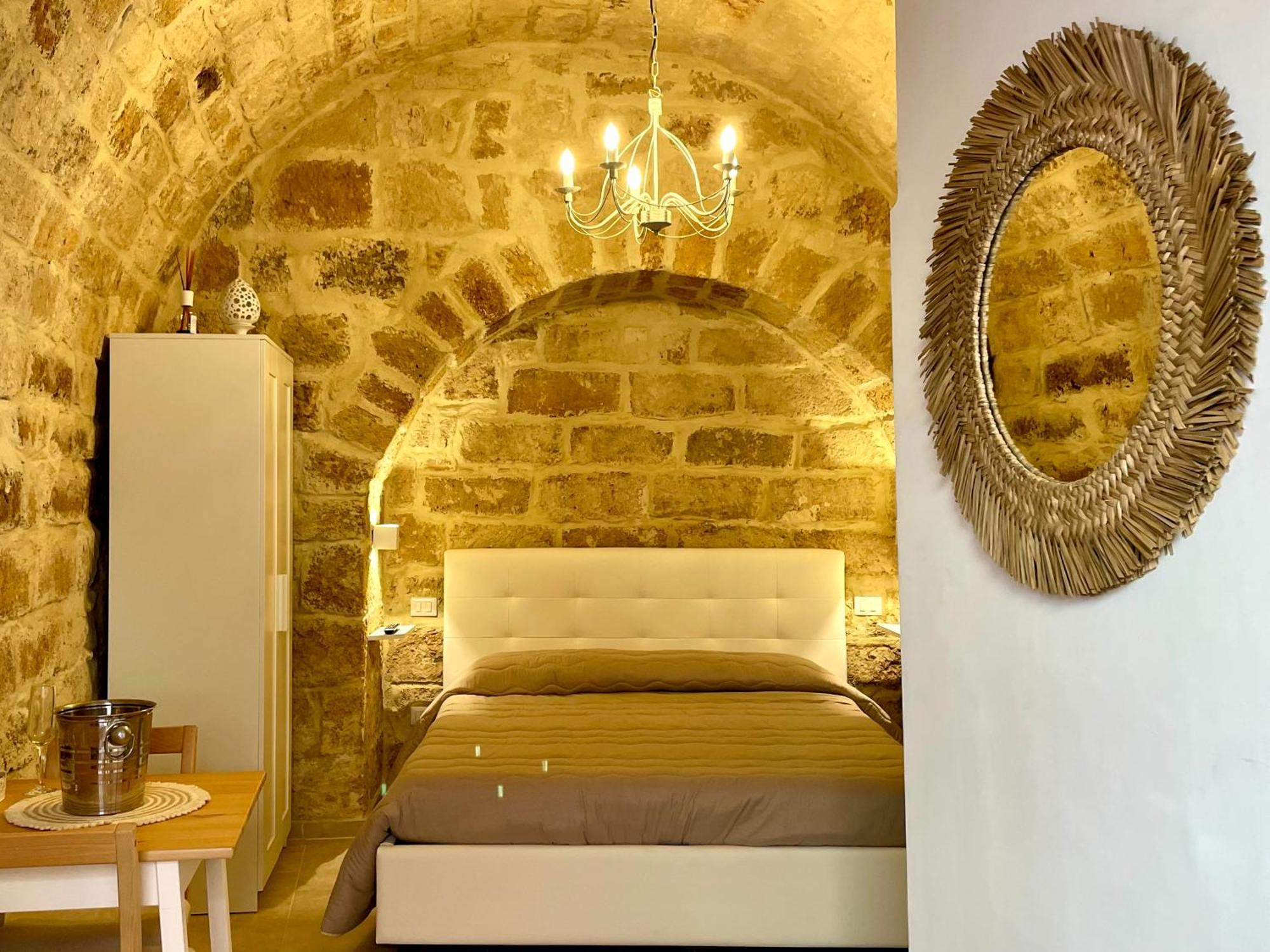 Casa Vacanze A Un Passo Dal Volo Бари Экстерьер фото